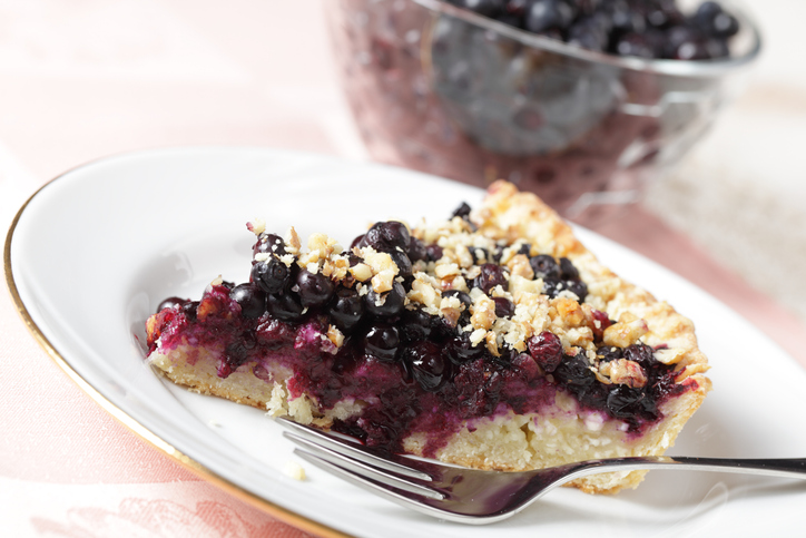 Gesunder, leckerer Blaubeerkuchen - einfaches Rezept aus Sauerteig und ...