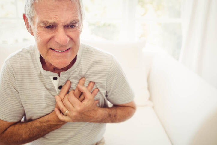 Kardiogener Schock: Was sind die Ursachen und Symptome? + Behandlung