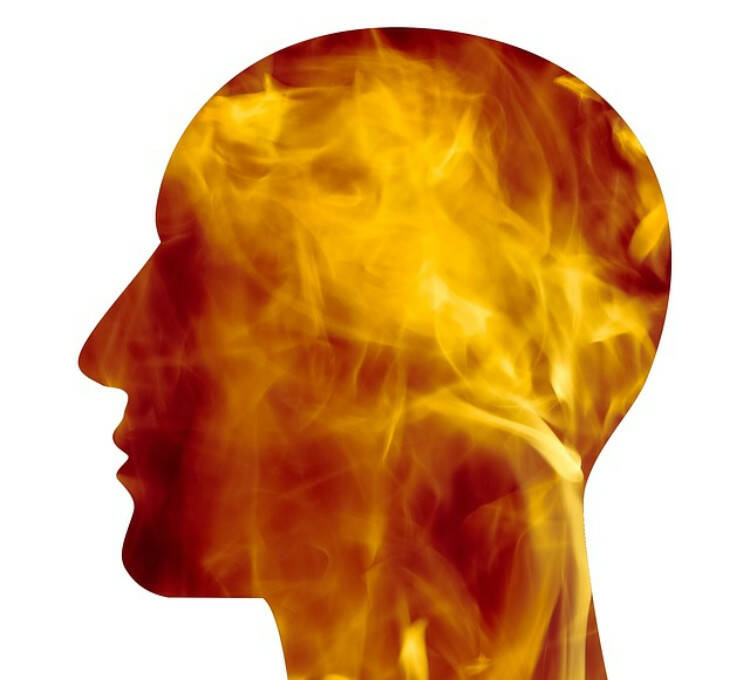 Wie kann man eine Migräne von normalen Kopfschmerzen unterscheiden? Symptome und Hauptmerkmale