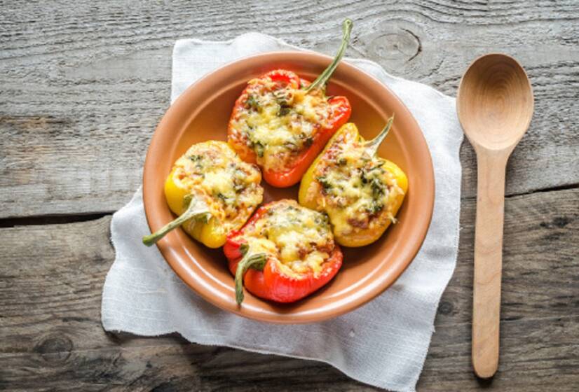 Gesundes Rezept aus frischer Paprika: Wie macht man gefüllte gebratene Paprika?