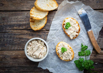 Unkonventioneller Fischaufstrich schnell und lecker? Wie macht man ein gesundes Rezept?