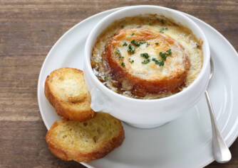 Passende Knoblauchsuppe als gesundes Rezept gegen die Grippe?