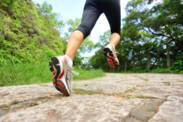 Wie läuft man richtig? Bedeutung, Bedeutung, Nutzen und gesundheitliche Auswirkungen des Laufens