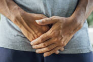 Was verursacht chronische Beckenschmerzen und wie werden sie behandelt?